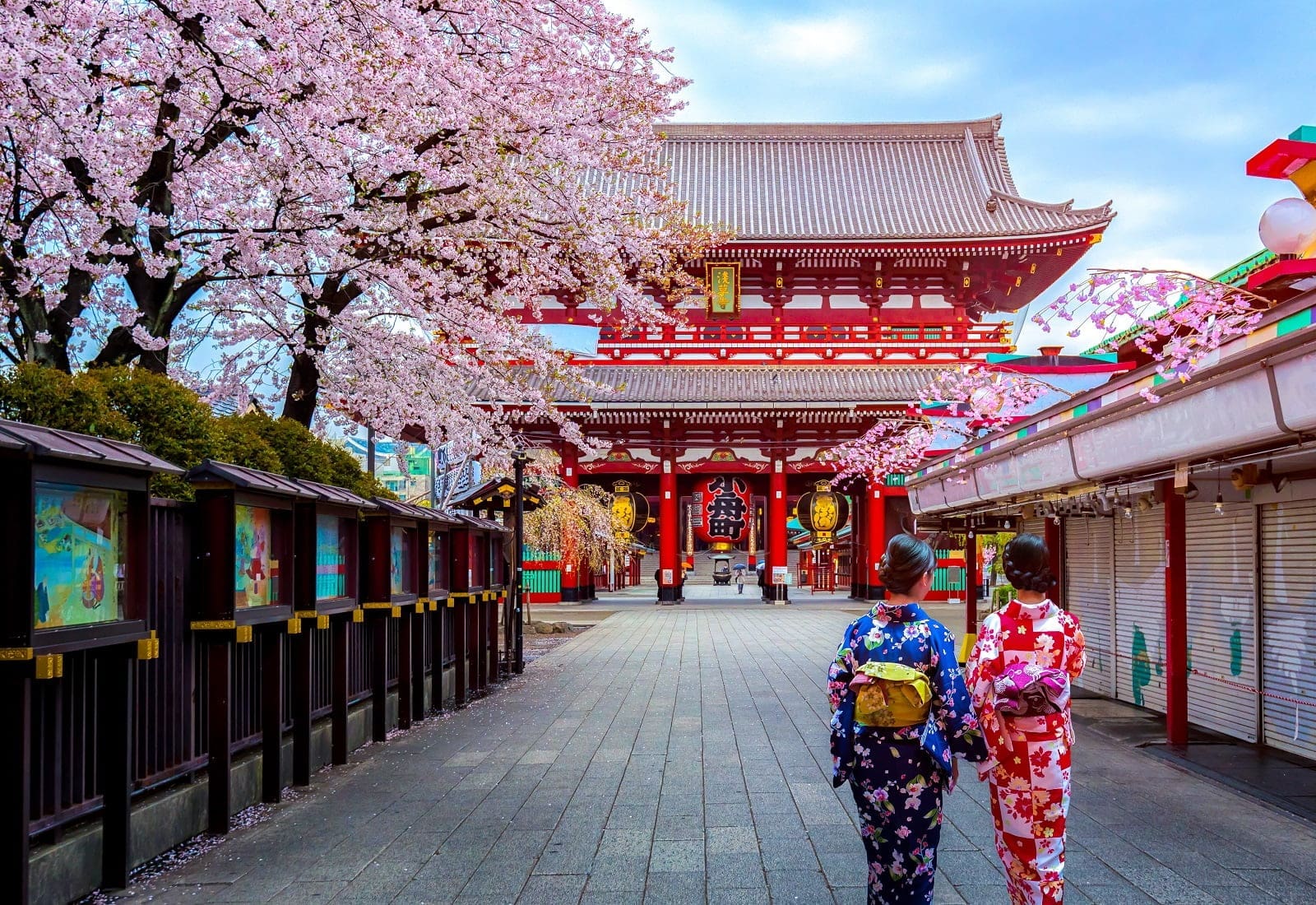 Sensoji Temple in Japan - How to save in attractions on your trip to japan